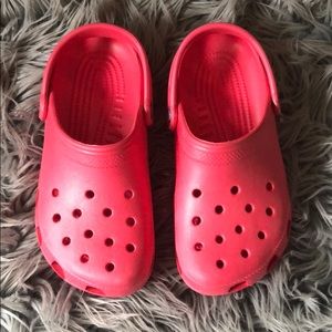 Crocs women’s size 5